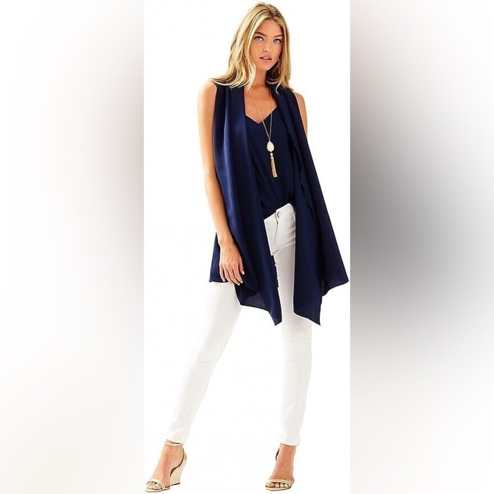 Lilly Pulitzer Hana Convertible Silk Vest in True Navy